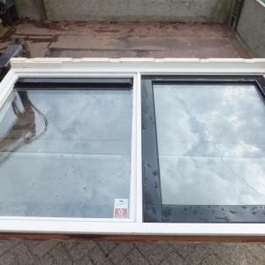 Raamkozijn met raam en isolatieglas 115x186cm (a37)22